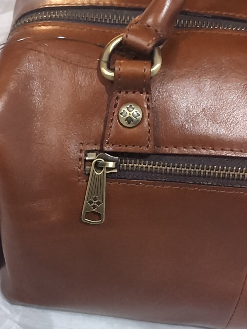New Patricia Nash Calasetta Cognac Leather Crossbody Handbag - Picture 3 of 7